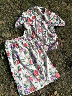 Vintage Floral Two-Piece Set - White with Flowers